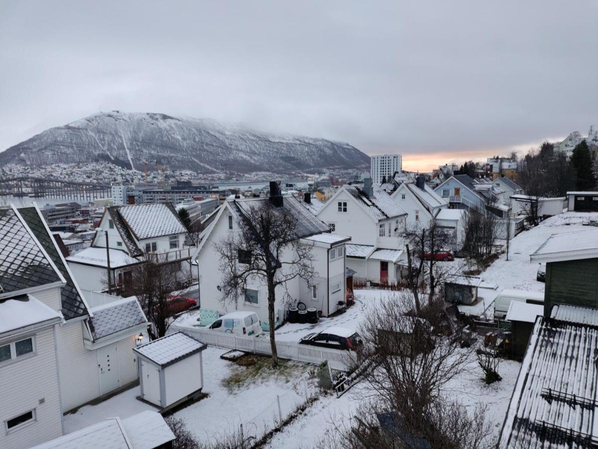 Central Apartament (Adults Only) Tromsø Dış mekan fotoğraf