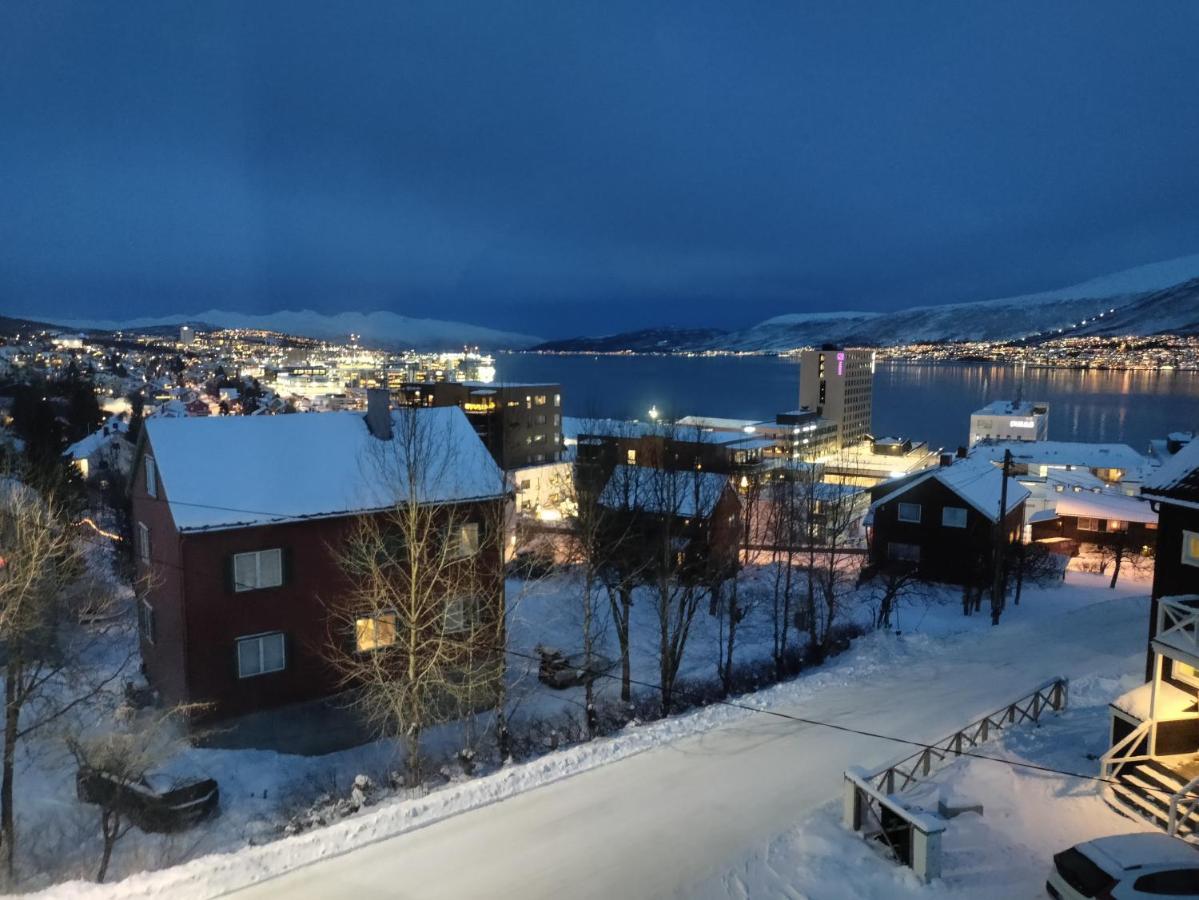 Central Apartament (Adults Only) Tromsø Dış mekan fotoğraf